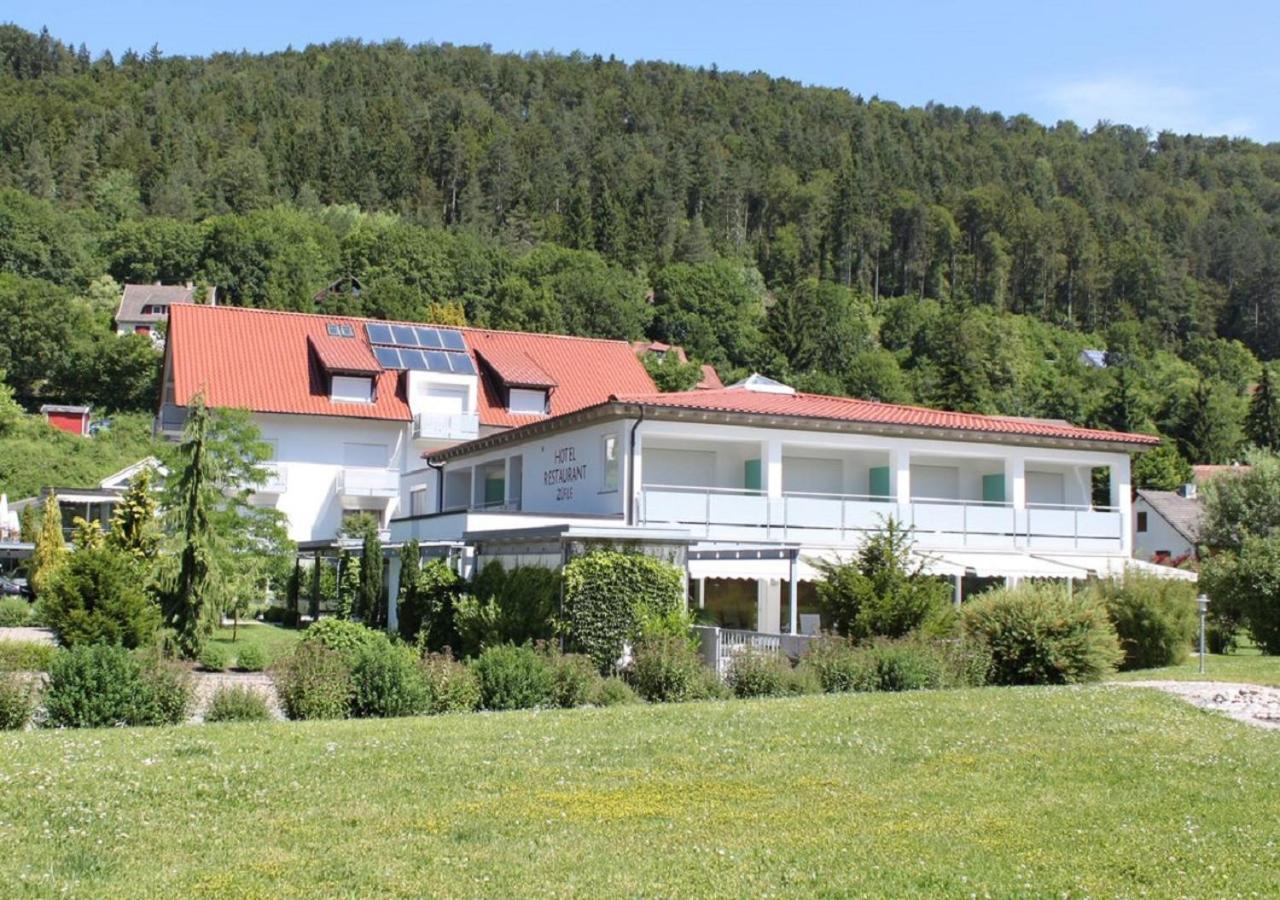 Zuefle Hotel Restaurant Spa ズルツ・アム・ネッカー エクステリア 写真