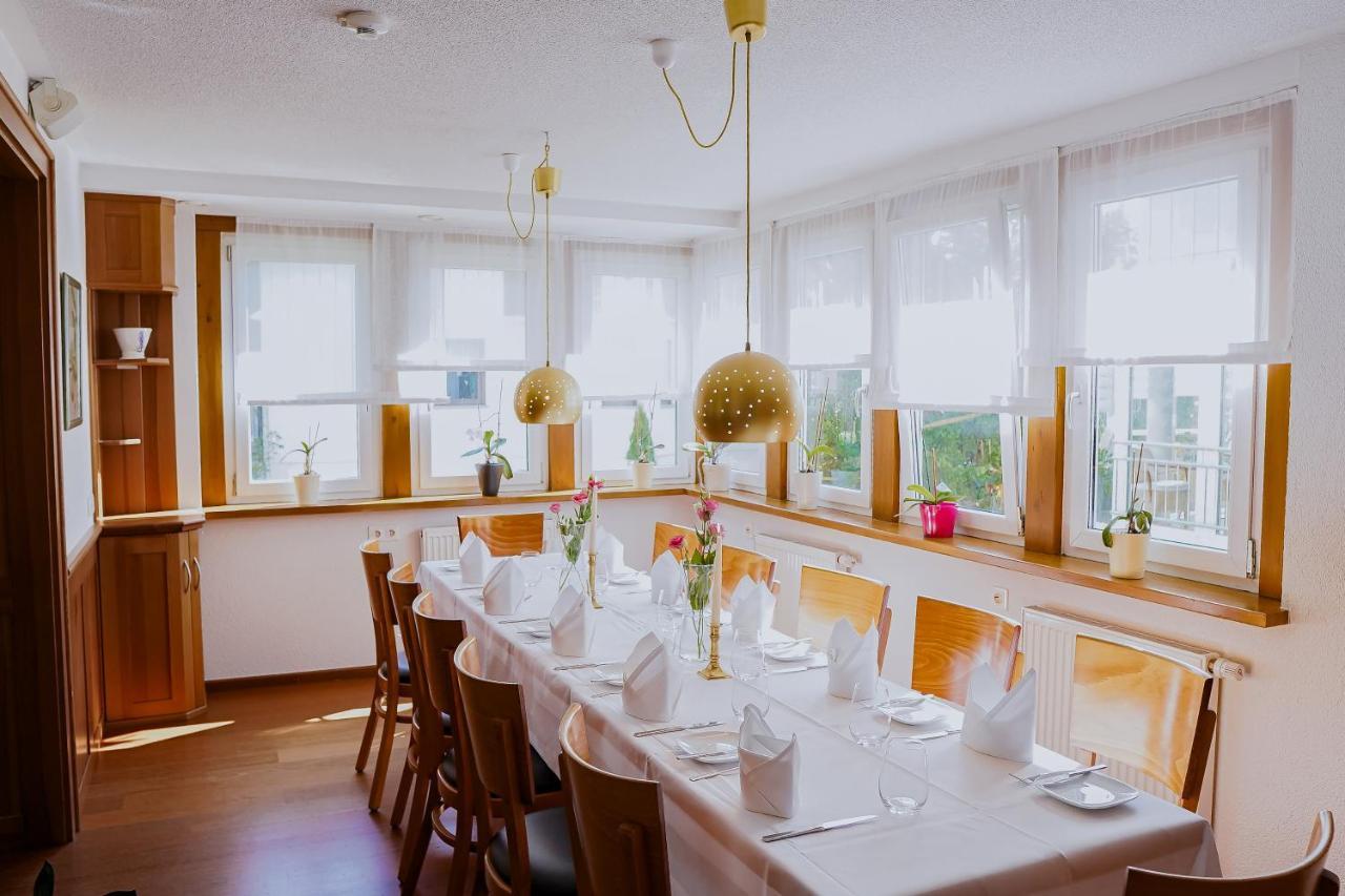 Zuefle Hotel Restaurant Spa ズルツ・アム・ネッカー エクステリア 写真