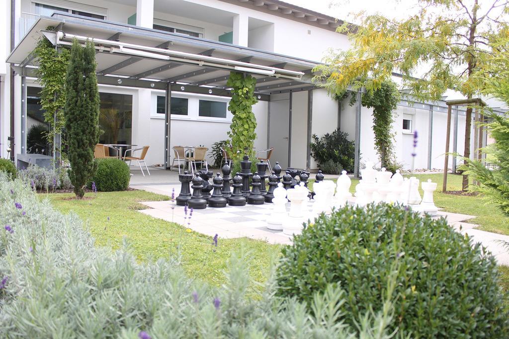 Zuefle Hotel Restaurant Spa ズルツ・アム・ネッカー エクステリア 写真