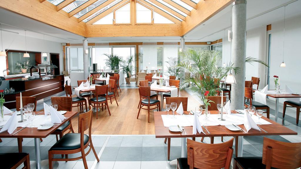 Zuefle Hotel Restaurant Spa ズルツ・アム・ネッカー エクステリア 写真